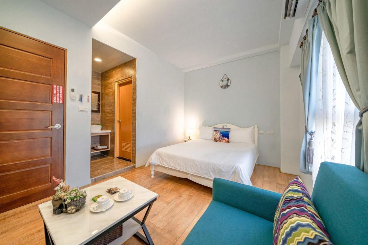 Aurora Castle Guest House Luodong Bagian luar foto